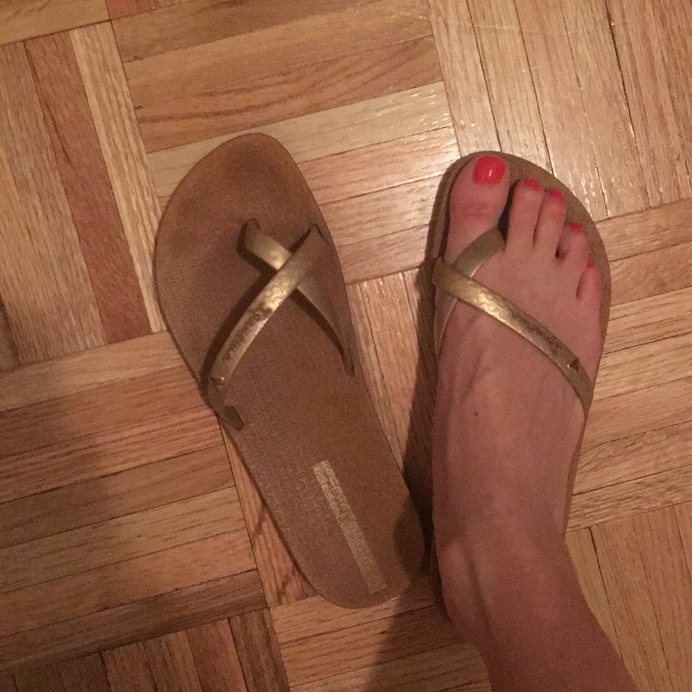 Comfy rubber sandals 6/7